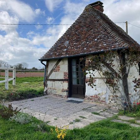 Villa Tiny House Du Haras Cour Lozey Sainte-Marguerite-des-Loges Exterior foto